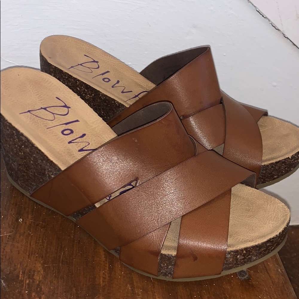 Never worn brown leather wedges